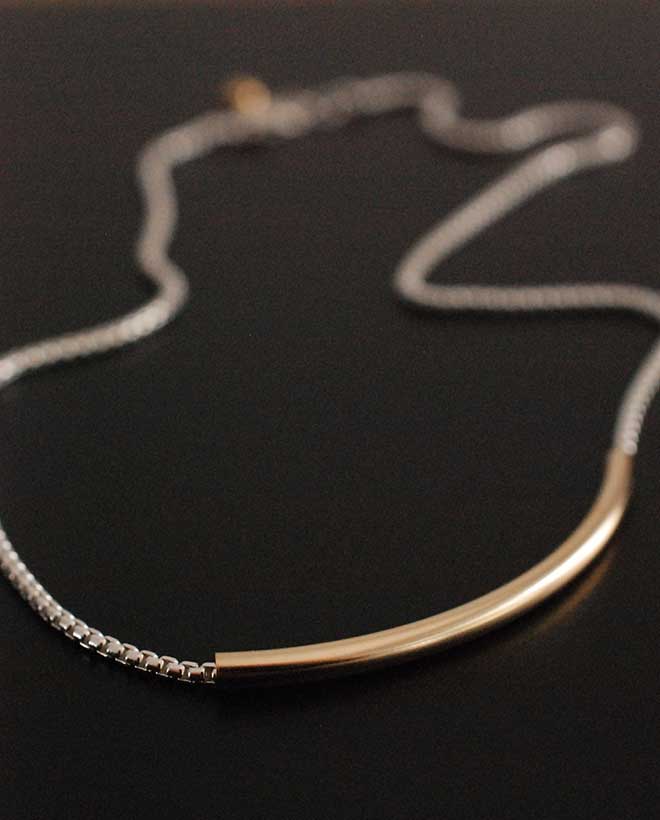 Harakiri Anca-Y-S Gold Bar Necklace in Silver