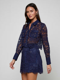 Blouse courte L'Agence Roelle en dentelle avec passepoil Midnight