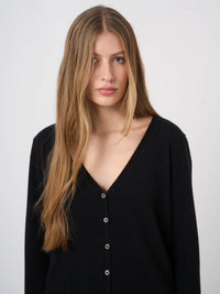 Gilet en maille de cachemire biologique Repeat - Noir