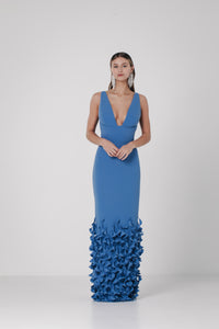 Catherine Regehr V-neck Trumpet Gown With Spiral Hem