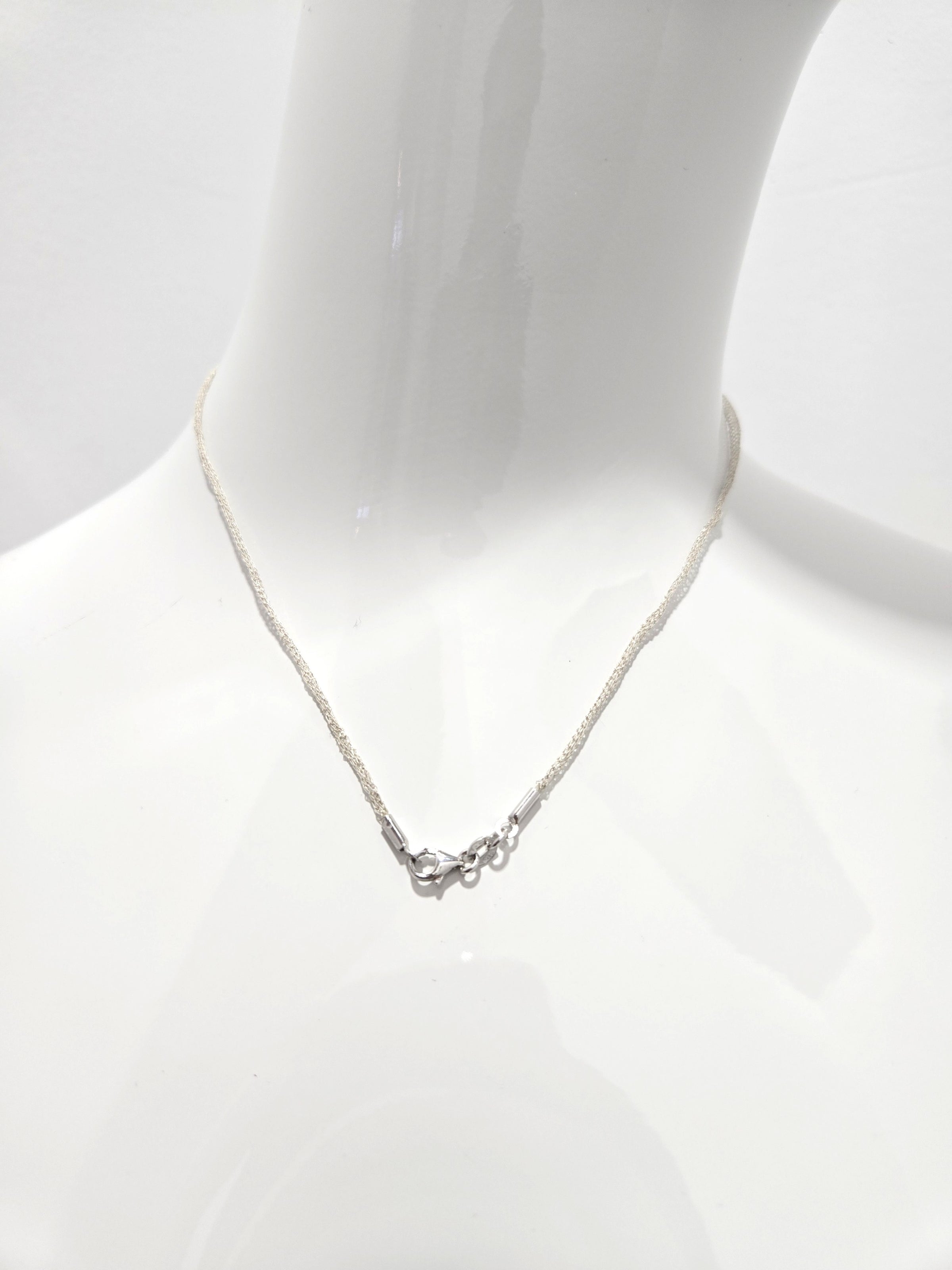 Tres Chic Silver Mesh Chain Necklace