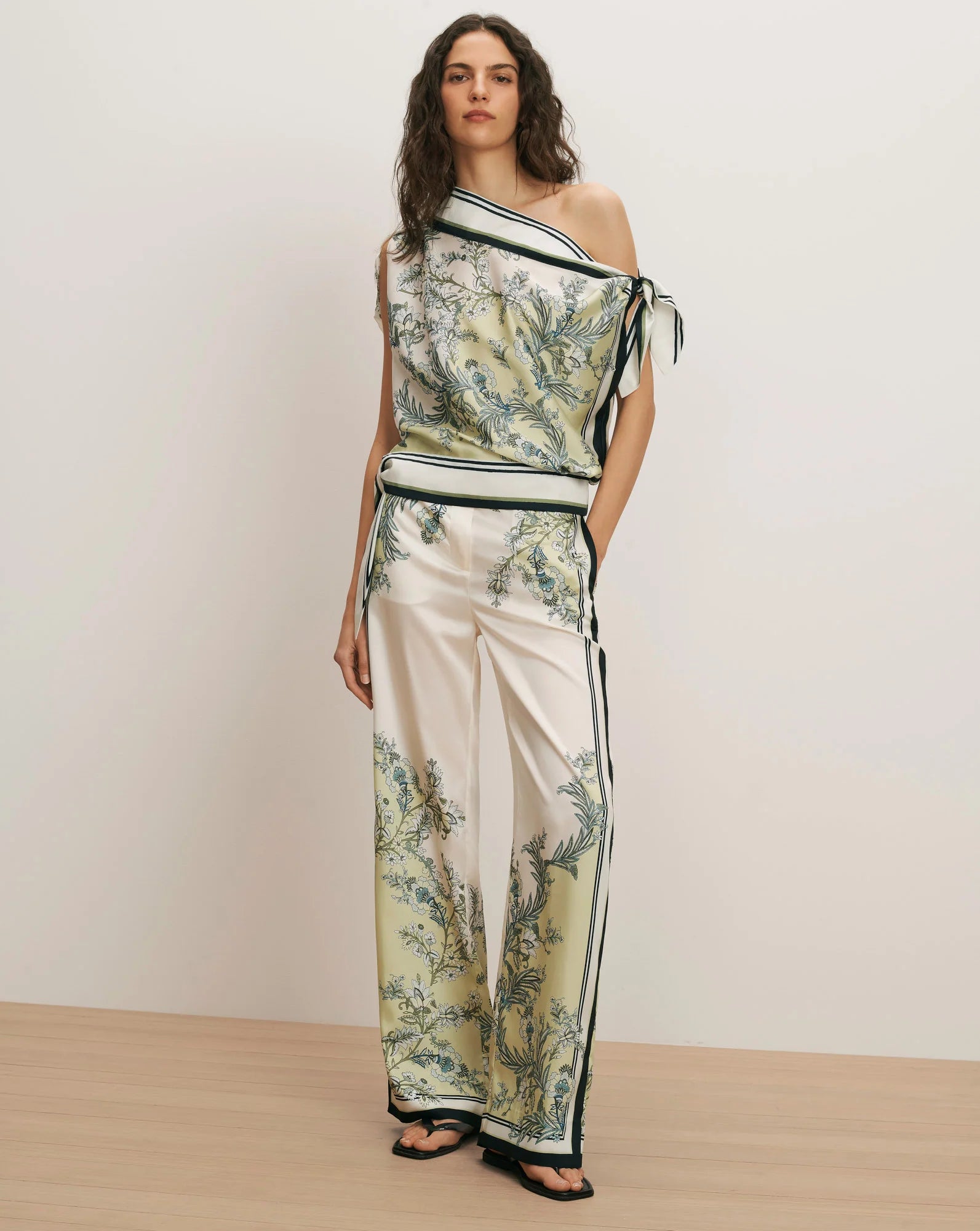 Veronica Beard Grigore Wide-Leg Pant