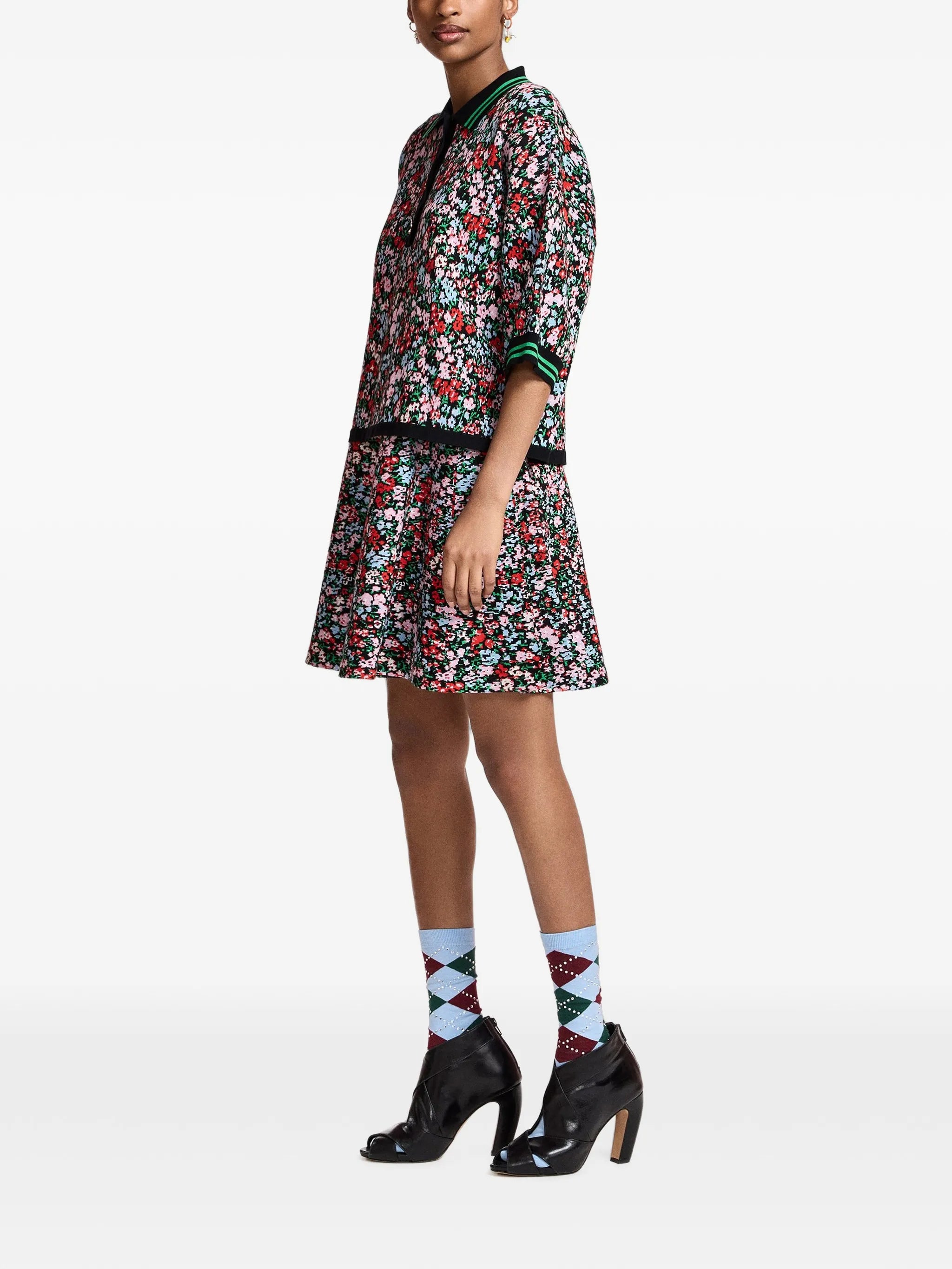 Essentiel Antwerp Kartos Floral-Print Polo with Bow Buttons Flower Multi