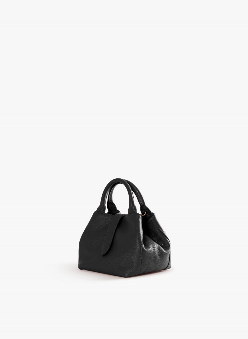 Cinzia Rocca Black Leather Shoulder bag With Integrated Handle and Shoulder Strap - Black
