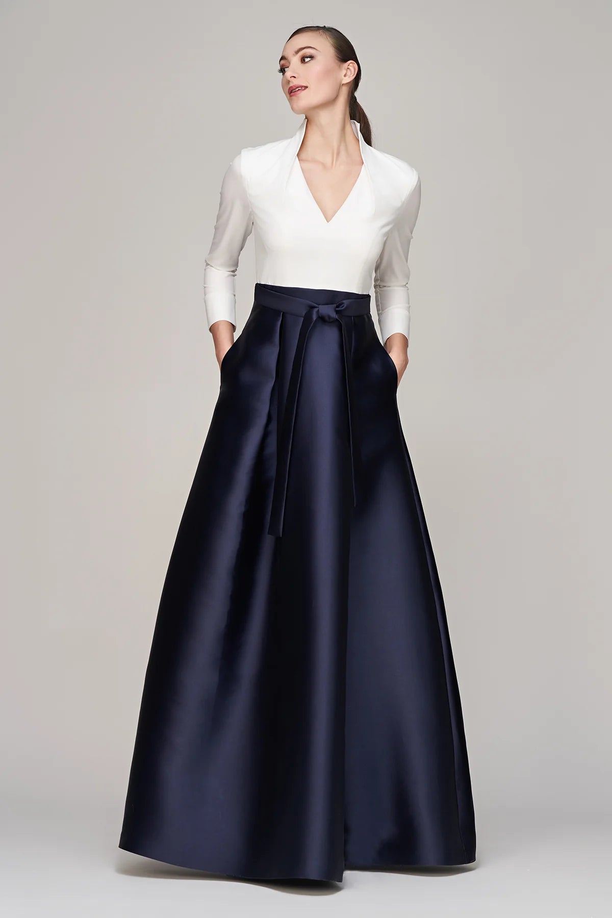 La Petite Robe de Chloe CH55112116-8465 Phoebe Robe de soirée White/Dark Twilight