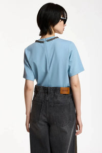 Essentiel AA19 Klaim T-shirt avec chaîne Azure Affair