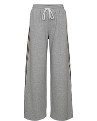Numph Nunathalie Pant