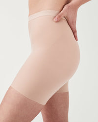 Spanx High Invisible Shaping Girlshort