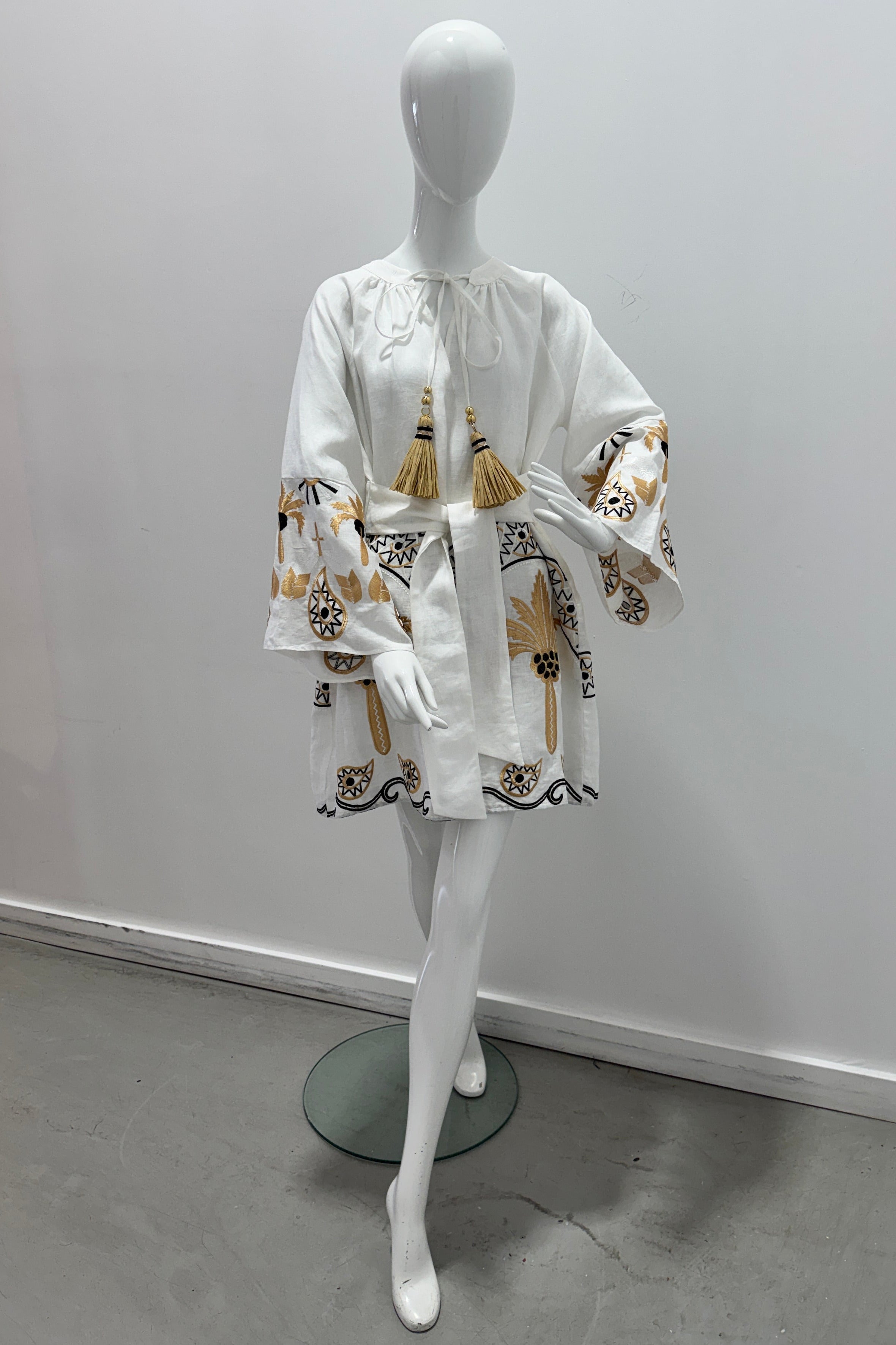 Robe Calyra de Lace the Label Blanc cassé