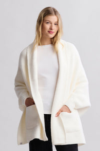 Barefoot Dreams Womens Cozychic Blanket Wrap Pearl