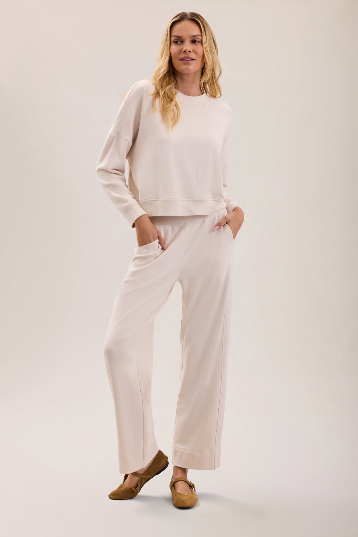 Pantalon en polaire brossée pour femme Barefoot Dreams BDWMC26892 Dune de sable