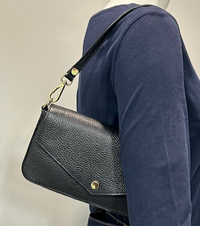Sac bandoulière Mathilde C en cuir noir