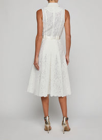 Robe ceinturée en dentelle L'Agence Kylo ivoire