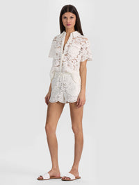 Blouse boutonnée en dentelle Lane Alice + Olivia blanc cassé