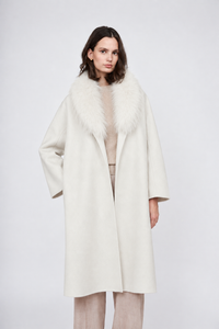 Manteau en cachemire PLT6205 Pissenlit avec col châle en fourrure Écru doux