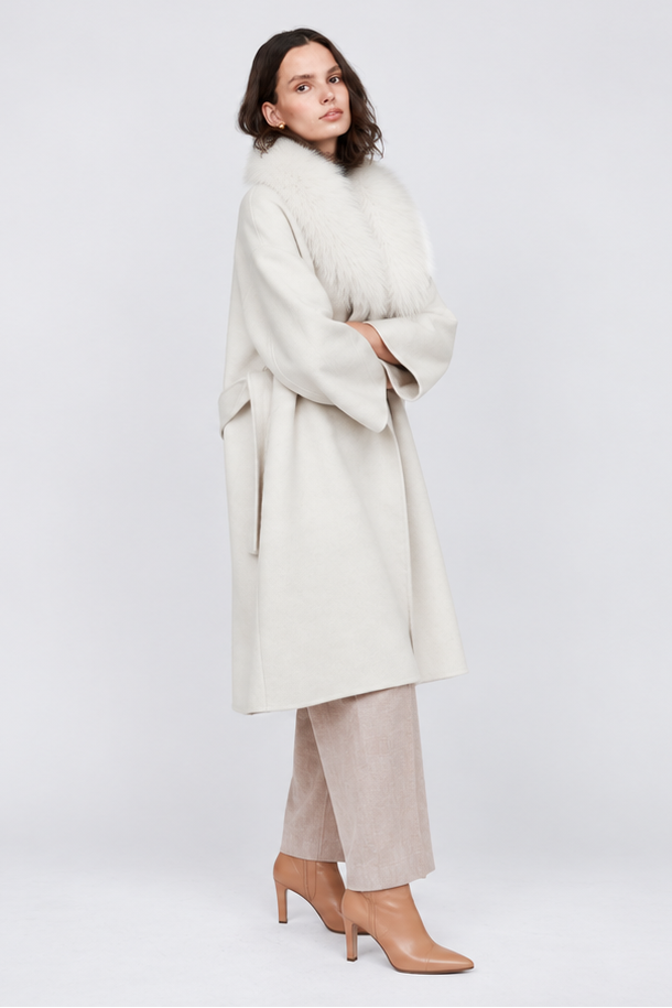 Manteau en cachemire PLT6205 Pissenlit avec col châle en fourrure Écru doux