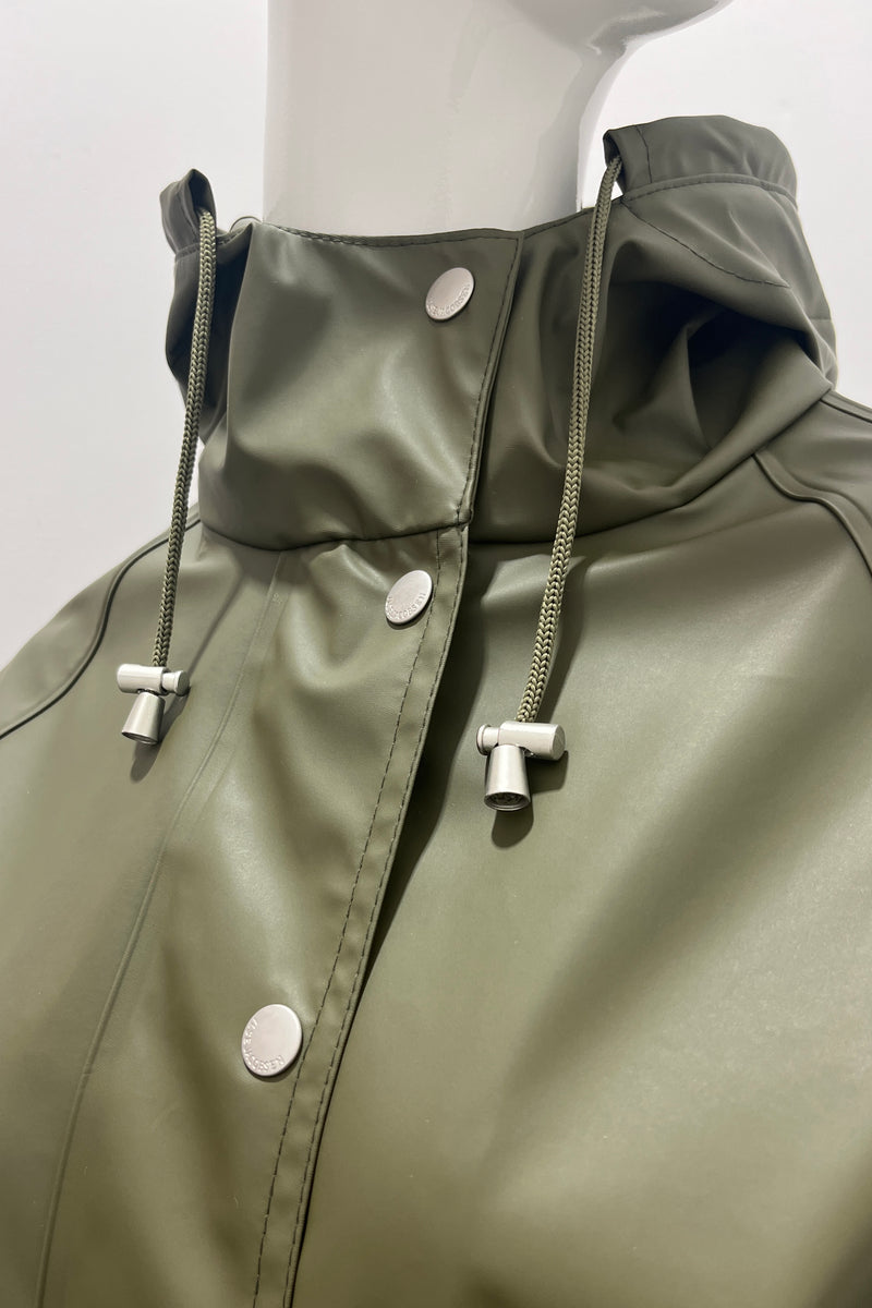 Rain 209 Rain Jacket W/Hood Slant Pockets