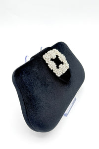 Pochette en velours avec pièce en cristal carrée noire