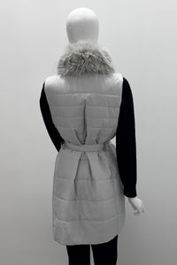 Tonet Neck & Zipper Fur Decorated Vest