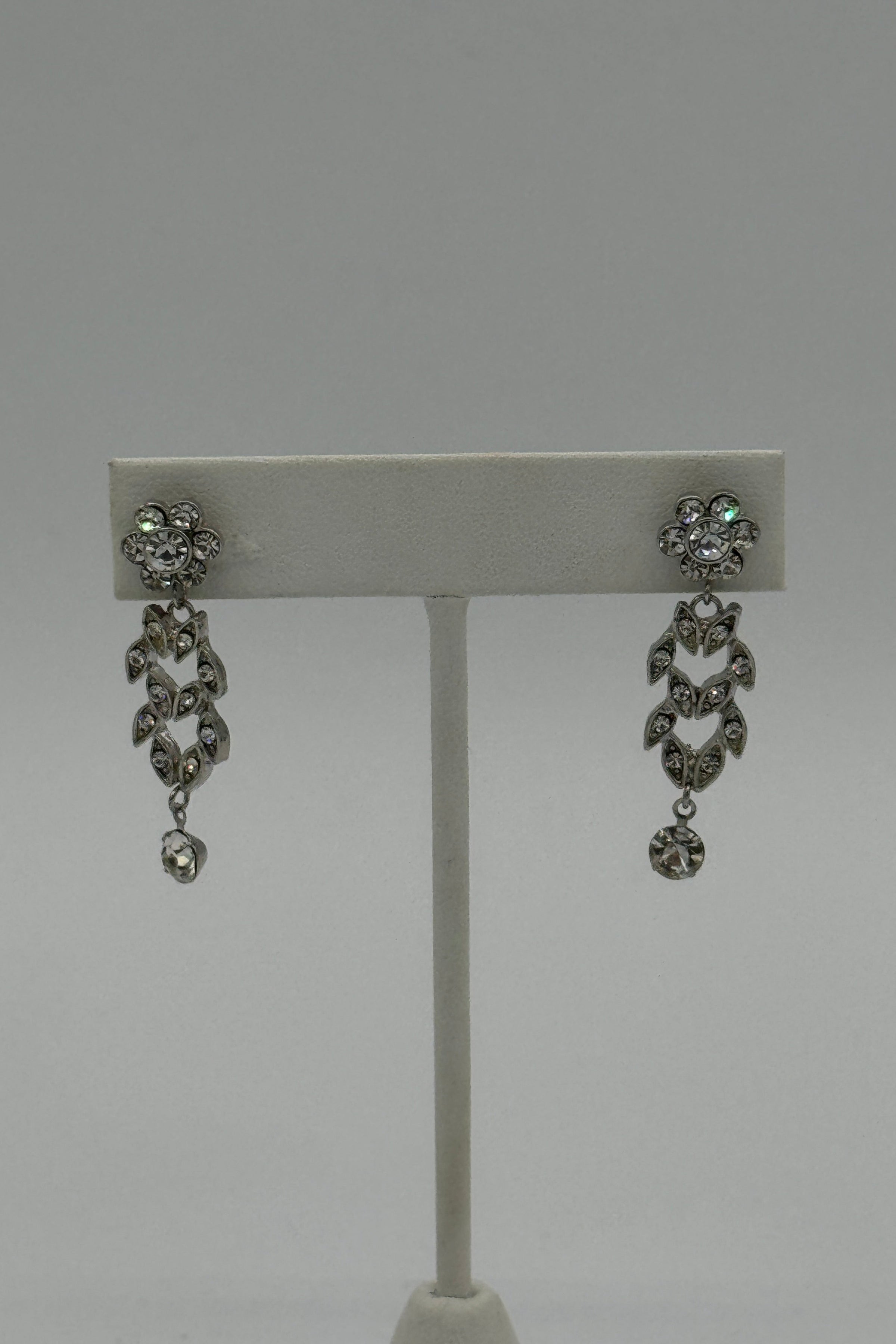 Ensemble collier et boucles d'oreilles Elen Henderson motif fleur