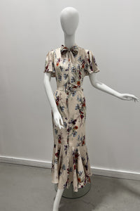 Cinq a Sept Robe Willow Iris Bouquet