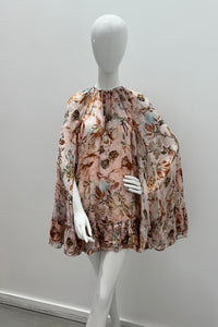Robe courte cape beige Hemant & Nandita