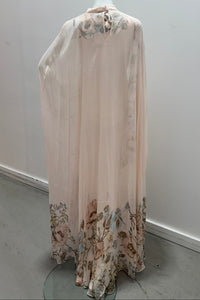 ENSEMBLE 2 ARTICLES Robe maxi biais Hemant & Nandita beige ET cape asymétrique beige