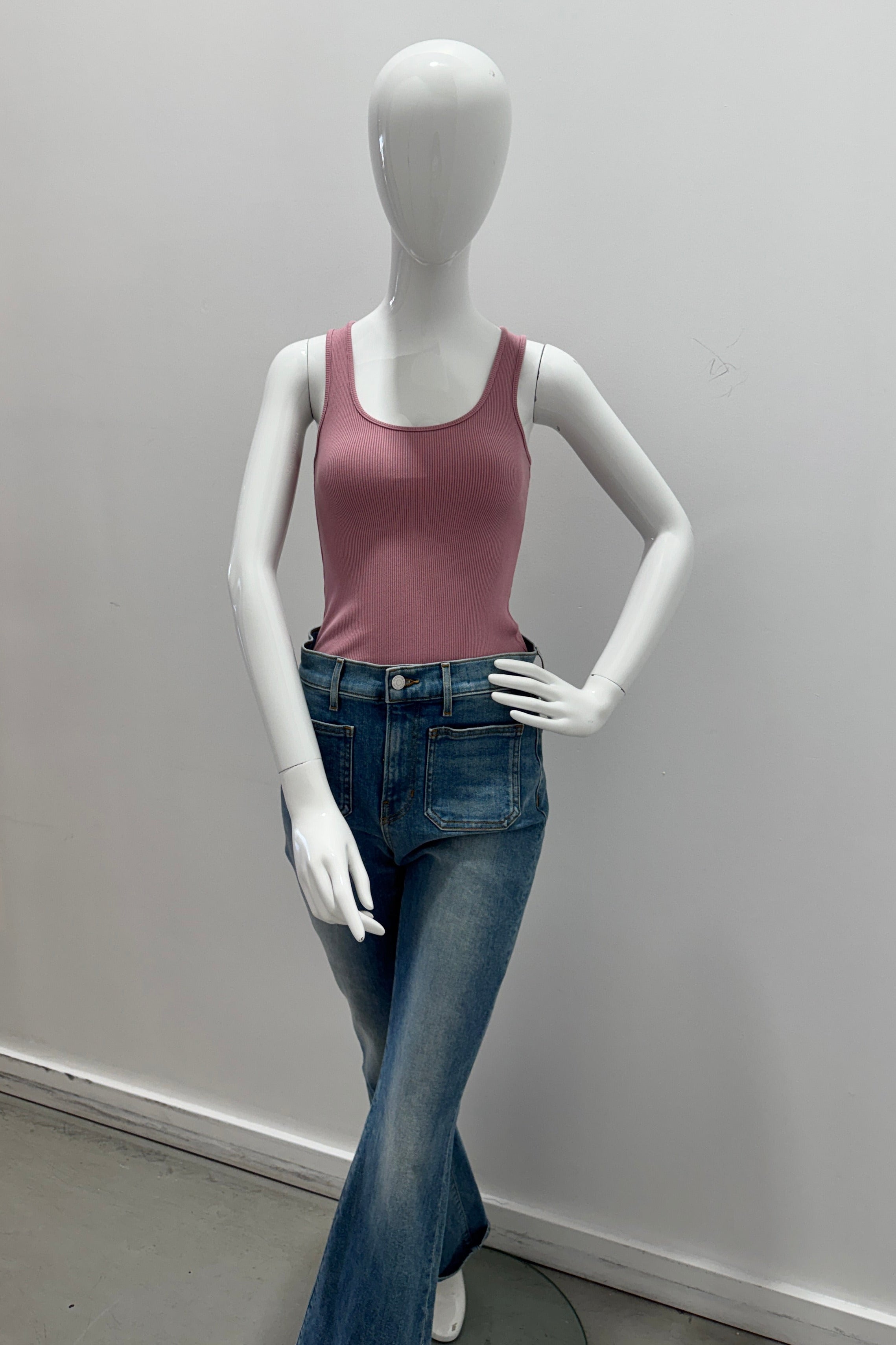 L'Agence Adira Scoop Neck Tank Top Lilas