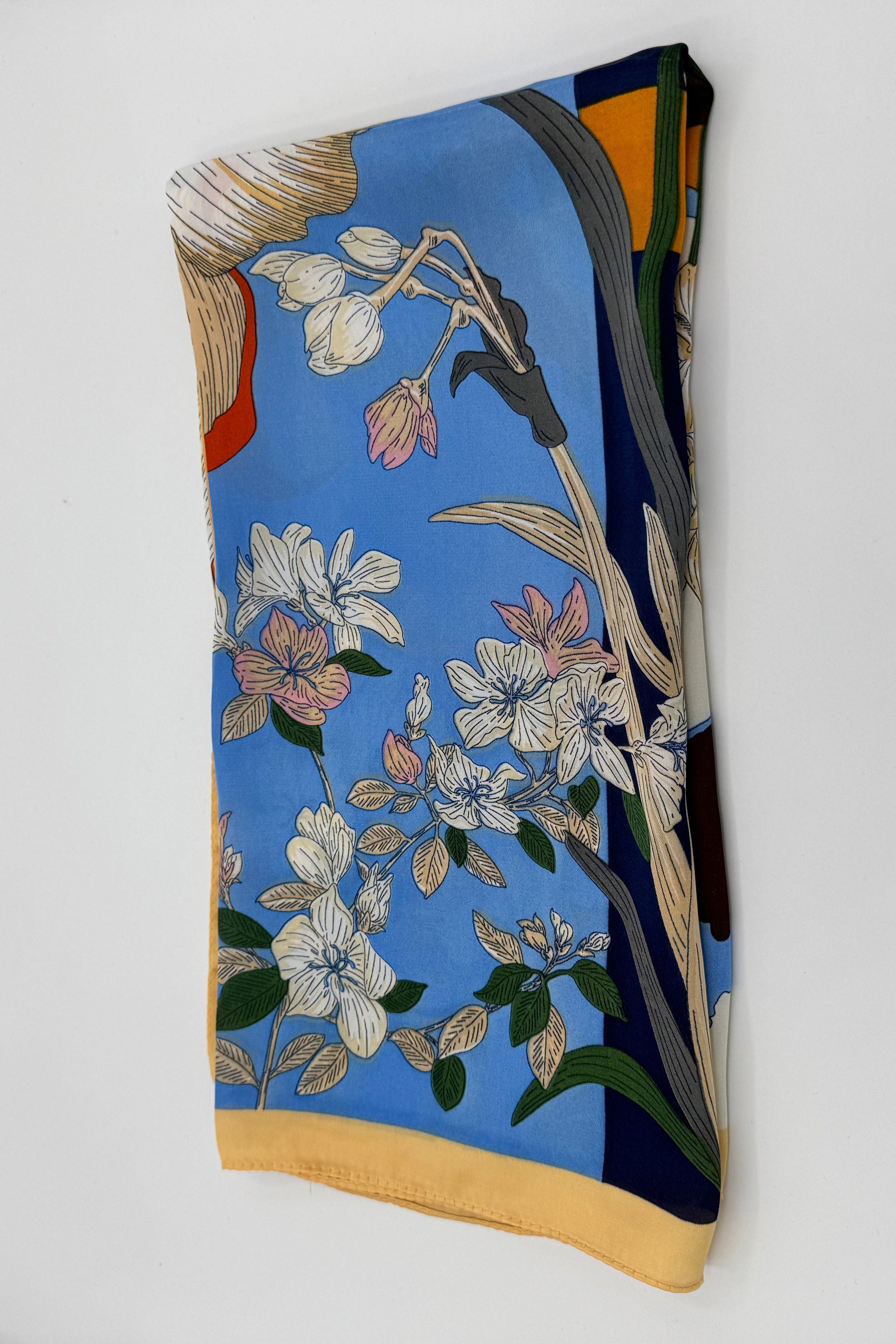 Très Chic Scarf Floral