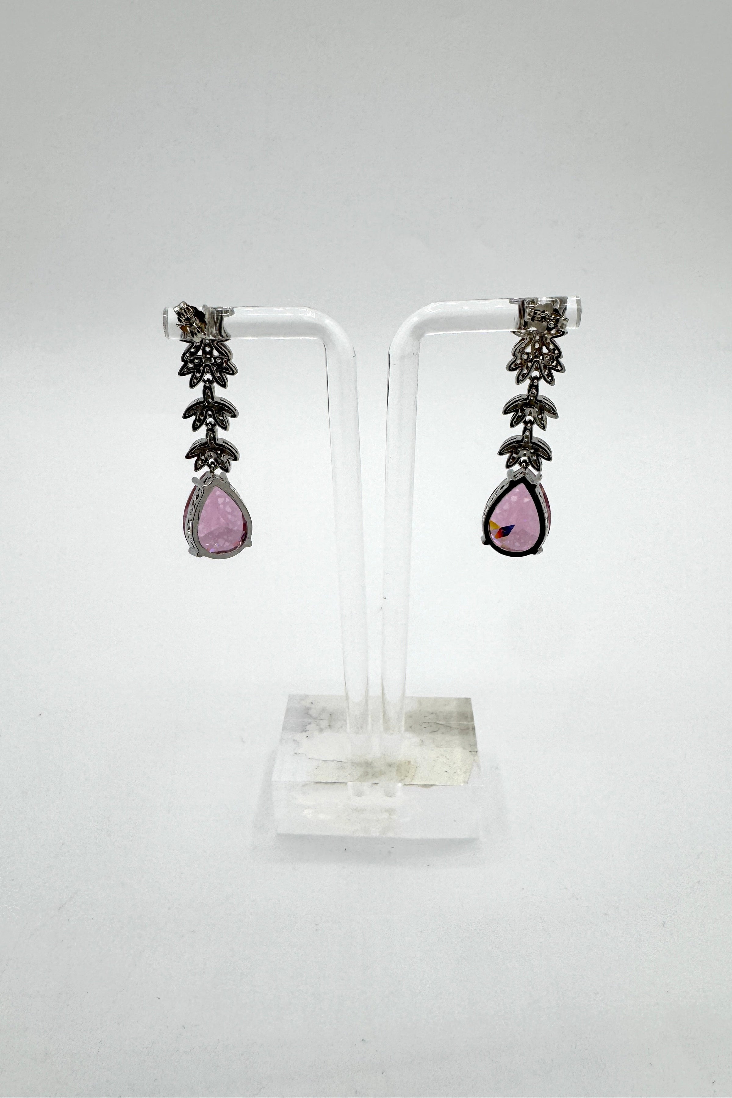 Très Chic Crystal Earrings Pink