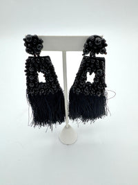 Très Chic Fringe Earrings Black