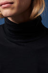 Majestic Soft Touch Long Sleeve Turtleneck CORE