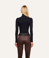 L'Agence 5558MJT-BLAC pull Lani à col roulé et manches longues Black