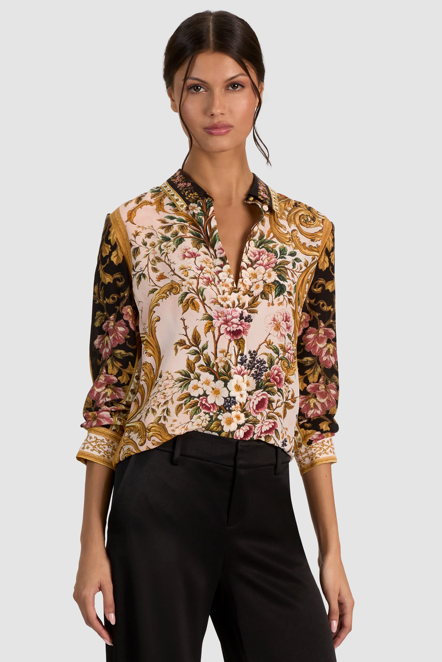 Haut Alice + Olivia Willa à patte de boutonnage, True Grandeur