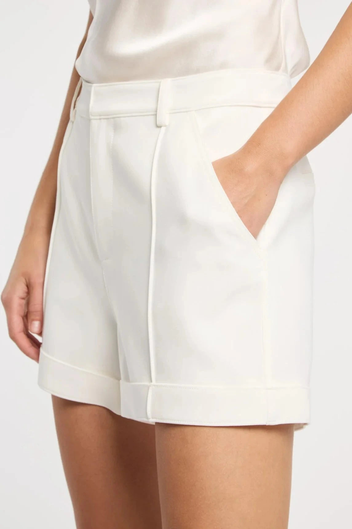 Cinq à Sept Mindy Short Ivory