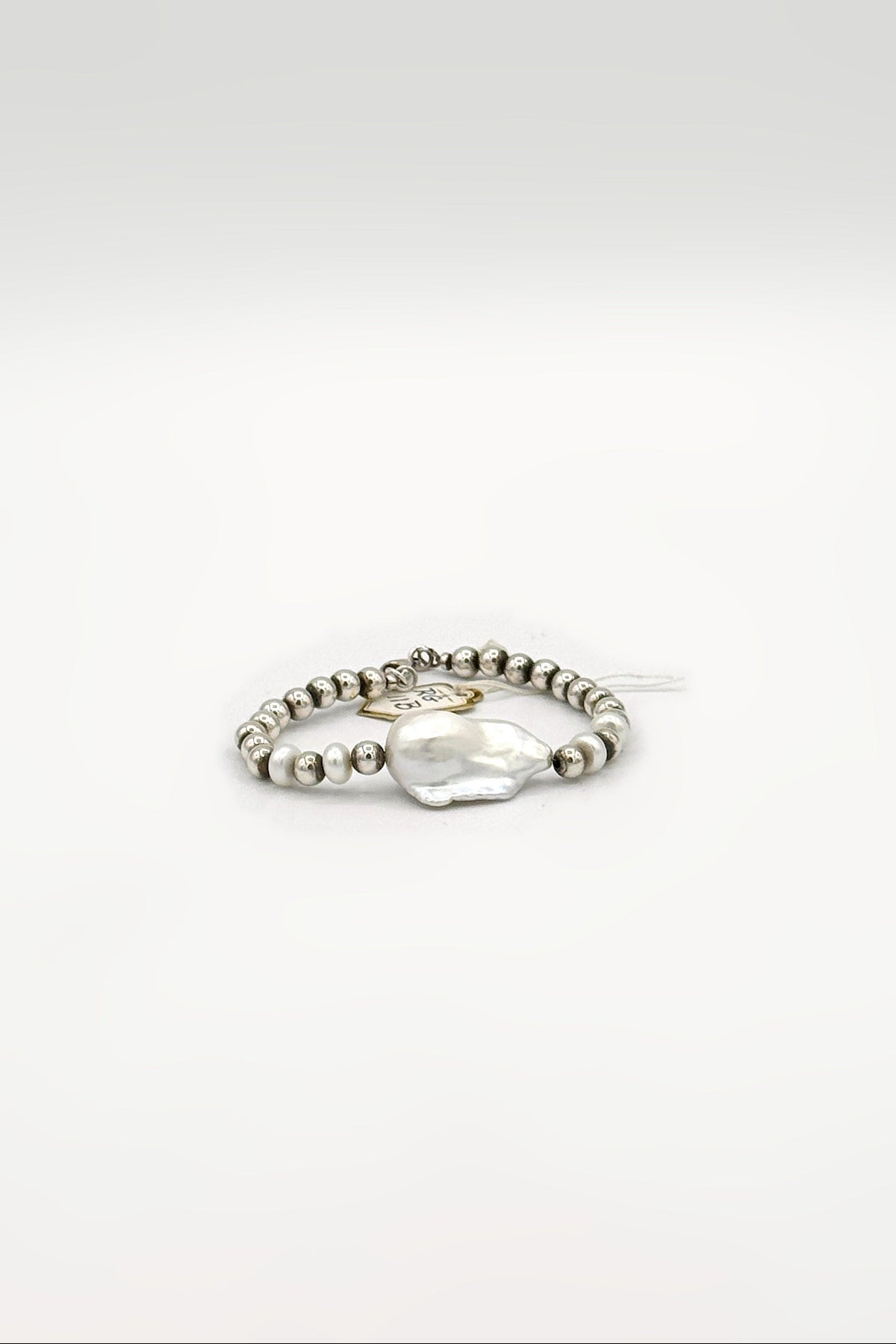 Bracelet rempli de perles