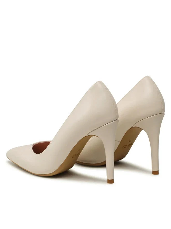 LUI JO Vickie Closed Toe Pump