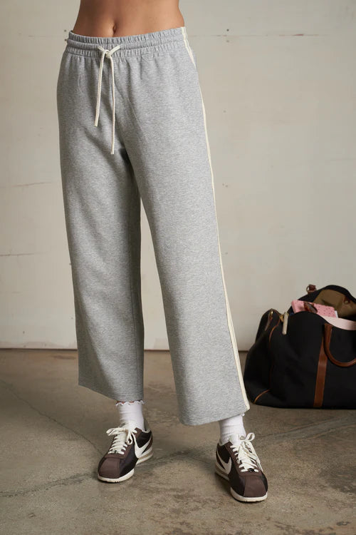 Perfect White Tee Travel Cropped Pant With Stripes