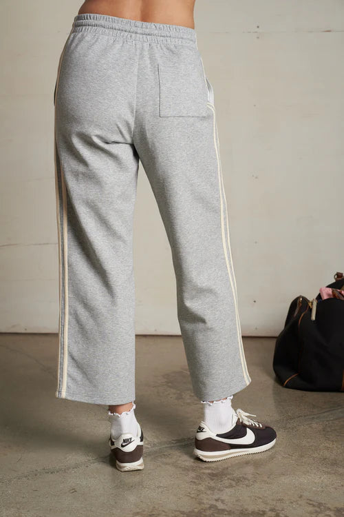 Perfect White Tee Travel Cropped Pant With Stripes