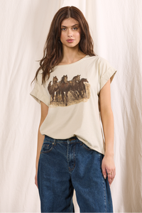 People of Leisure Majestic Horse Top Sand